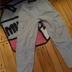 Aritzia Gray Cargo Joggers